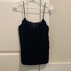 Jcrew velvet texture blouse. Size 00 made from polyester. Adjustable straps.